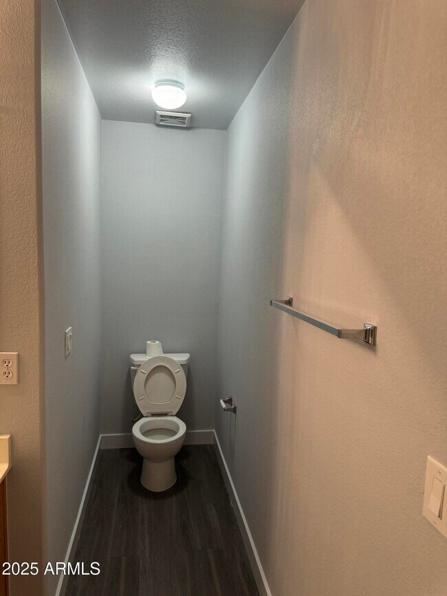 Building Photo - 4808 S 25th Dr