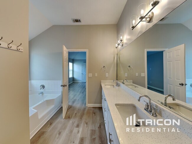 Building Photo - 4289 Defoors Farm Trail