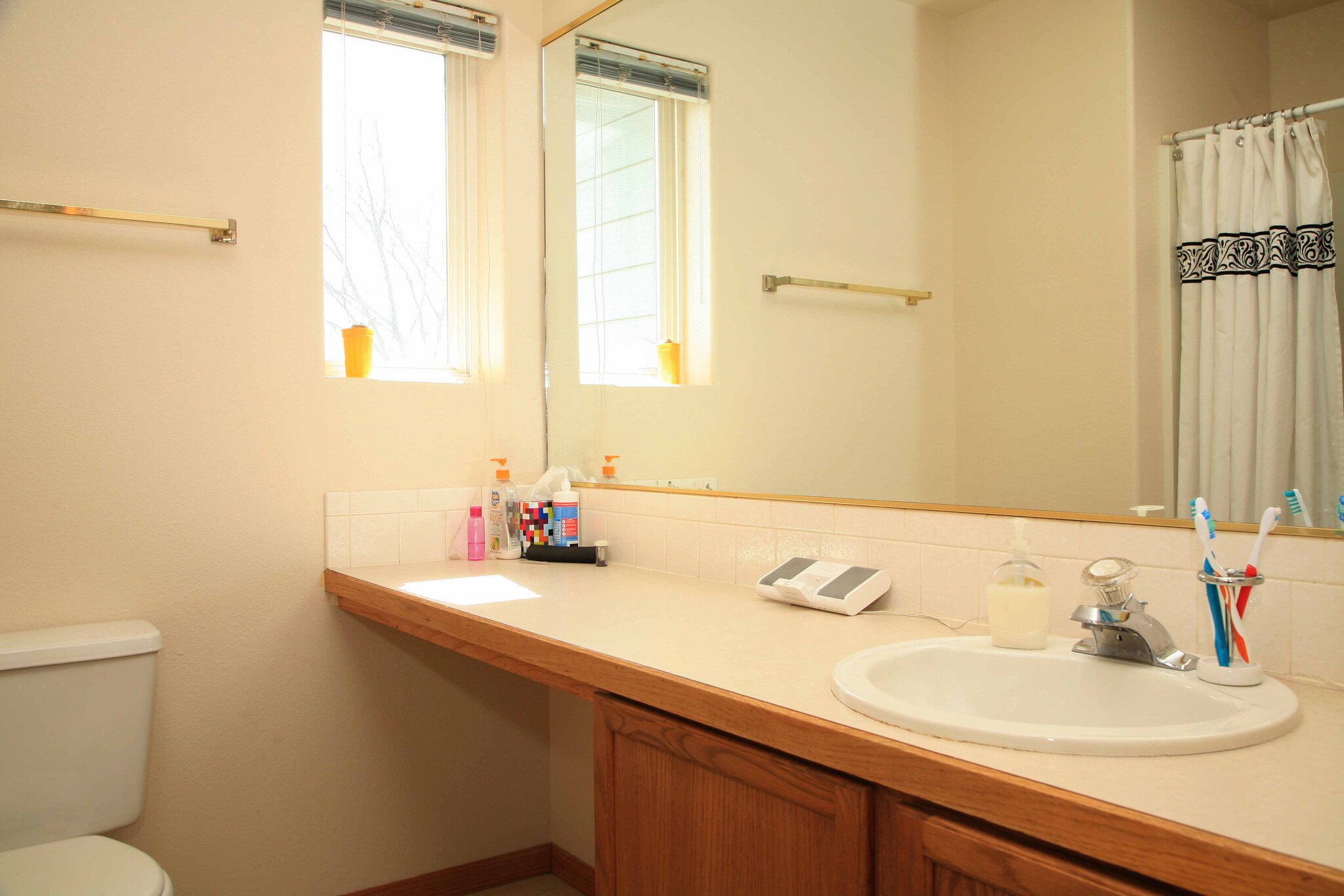 Master Bathroom - 2052 Glenmoor Dr