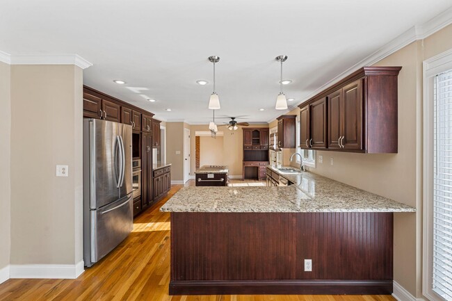 Building Photo - 1116 Shagbark Ln