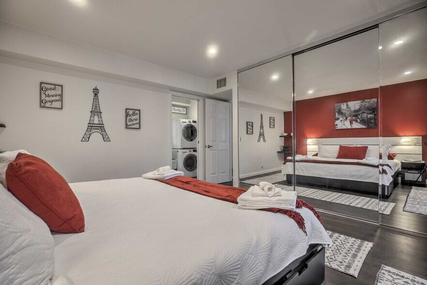 Building Photo - 2628 Worden St