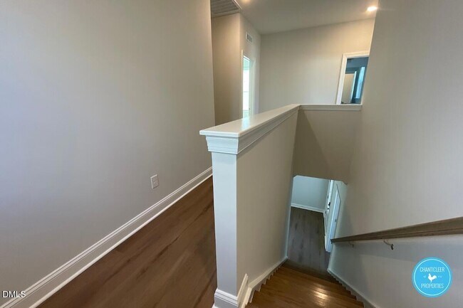 Building Photo - 105 Chesapeake Way