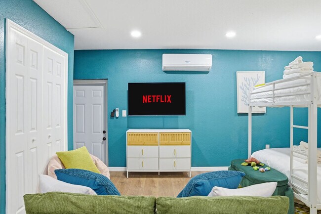 Building Photo - 11988 117th St N