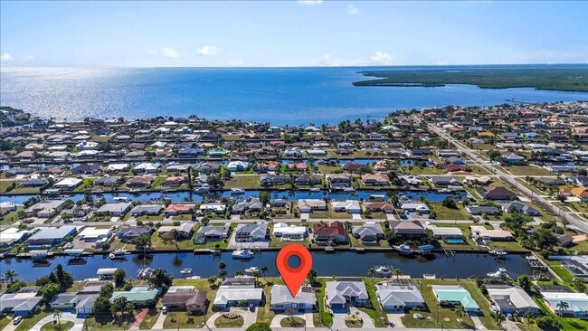 Building Photo - 115 Leland St SE