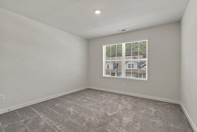 Building Photo - 1627 Manuka Ln