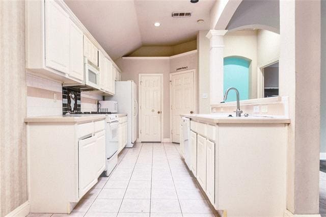 Building Photo - 8017 Springmoss Dr