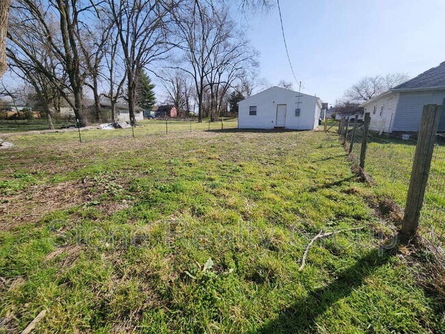 Building Photo - 2820 N 15th St