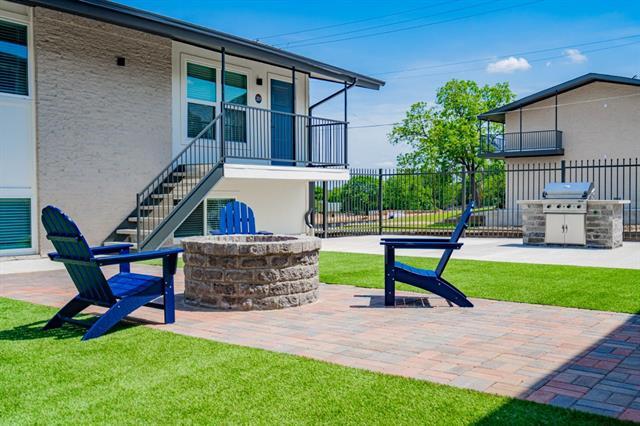 Building Photo - 601 N Ewing Ave