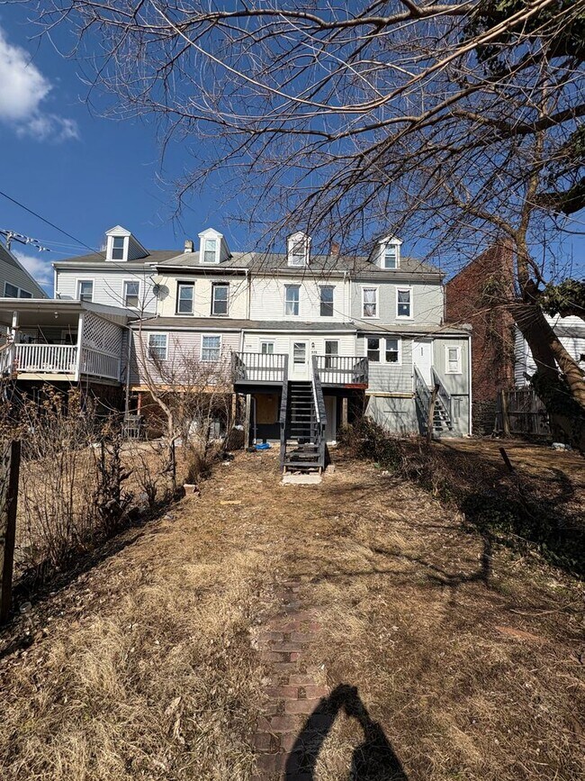 Primary Photo - 4 Bedroom 1.5 Bath, Renovated House in Pot...