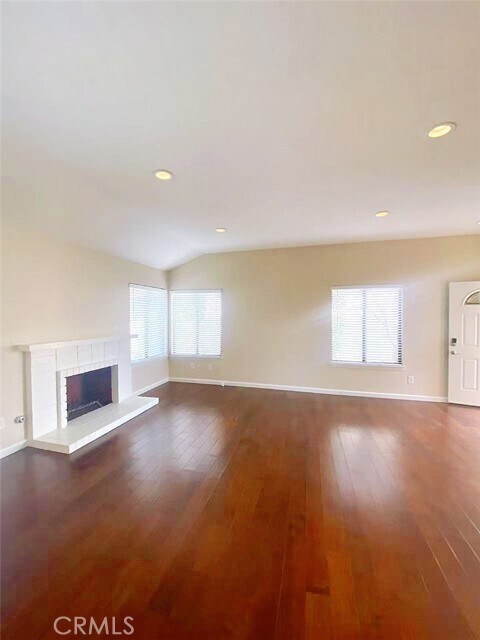 Building Photo - 2980 Hyde Park Cir