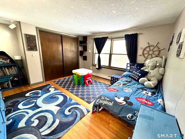 Building Photo - 24 Kellogg Rd