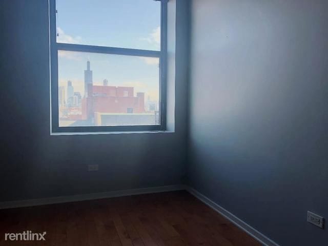 Building Photo - 1645 W Jackson Blvd