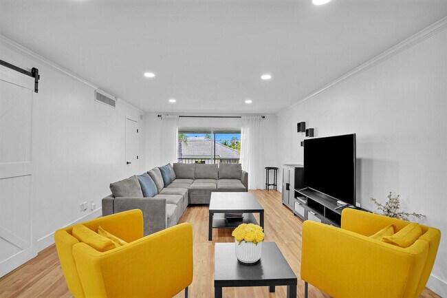 Building Photo - 1210 Sugar Sands Blvd