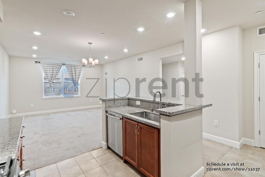 Building Photo - 1368 El Camino Real