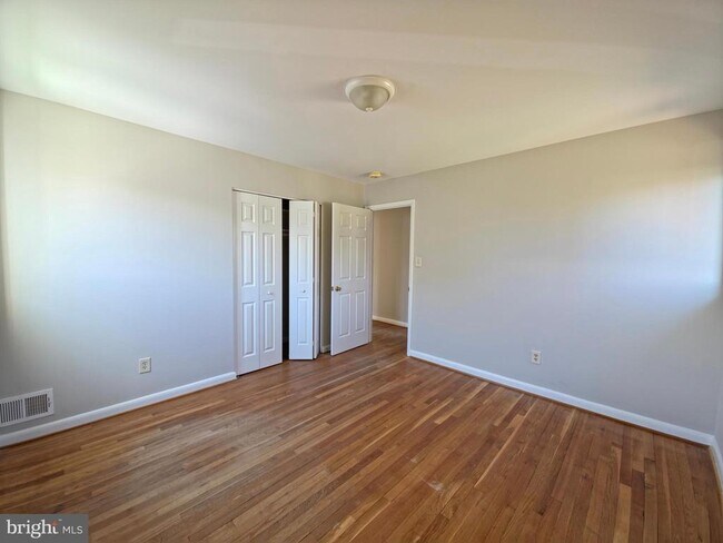 Building Photo - 12111 Portree Dr