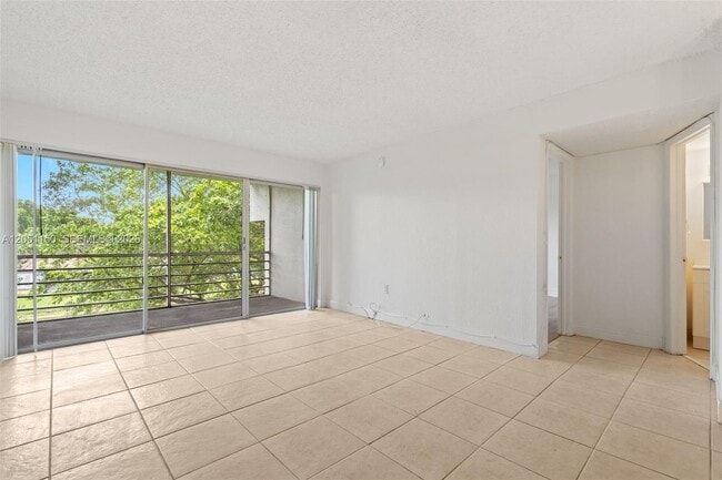 Building Photo - 4215 N University Dr