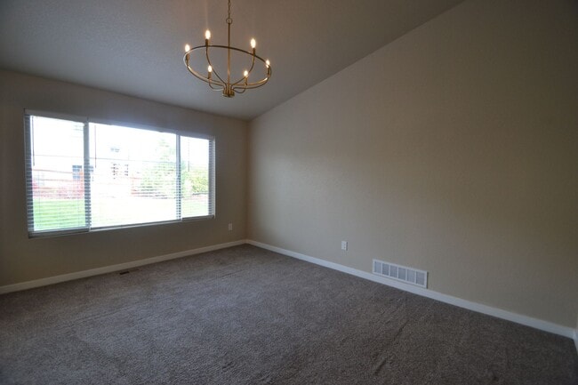 Building Photo - Ranch w/finished Basement with AC and a Gas Stove!