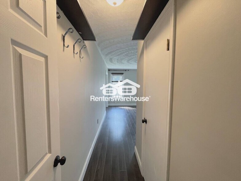 Building Photo - 1497 Eddystone Dr