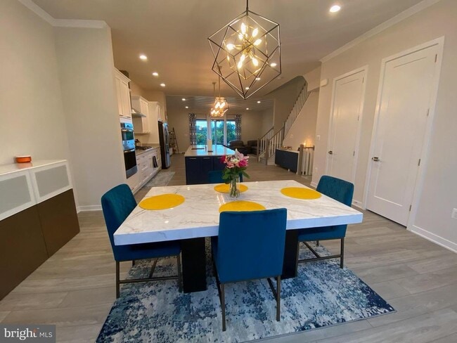 Building Photo - 23603 Hopewell Manor Terrace