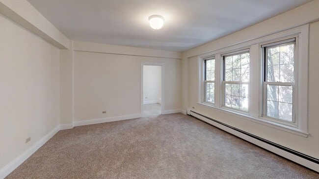 Building Photo - 1401 Beacon St