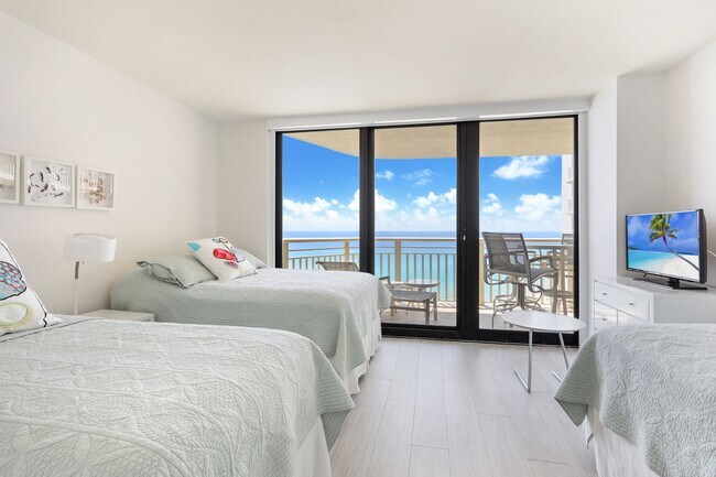 Building Photo - 3000 N Ocean Dr
