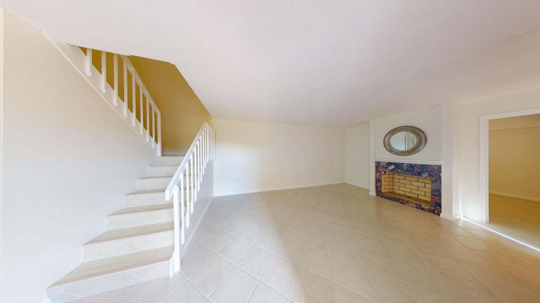 Building Photo - 306 3rd Ln