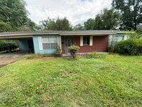 Building Photo - 1160 Maria Dr