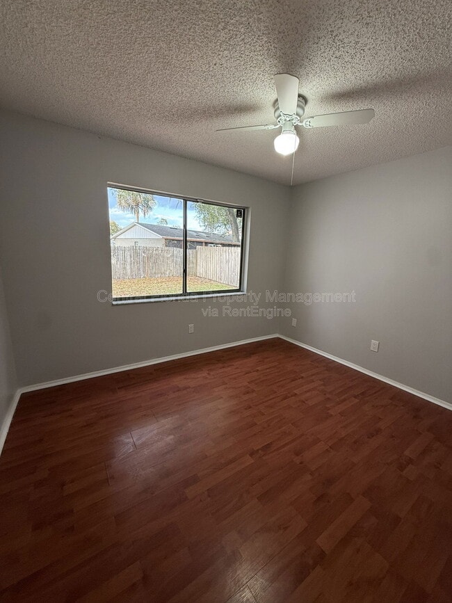 Building Photo - 820 Sutter Loop