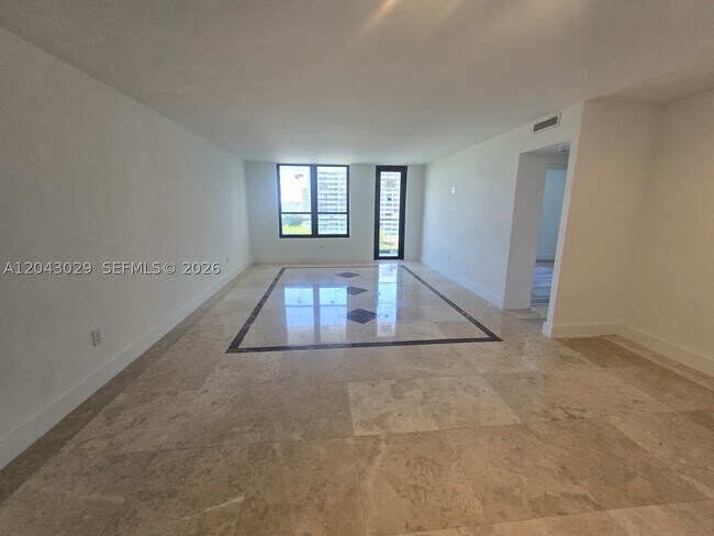 Building Photo - 10185 Collins Ave