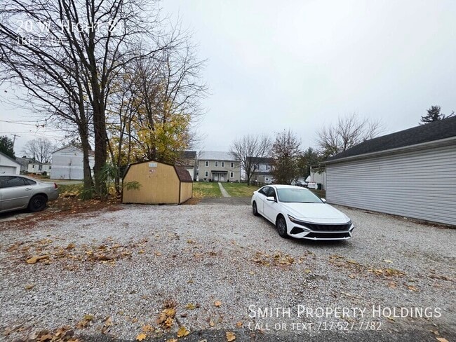 Building Photo - 20 W High St