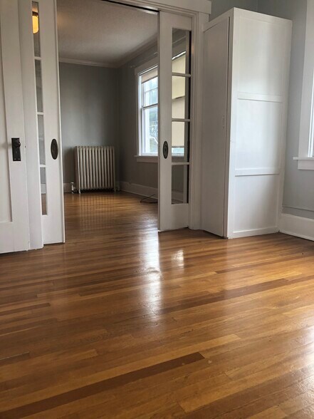 Bedroom 2 - 264 E Boston St