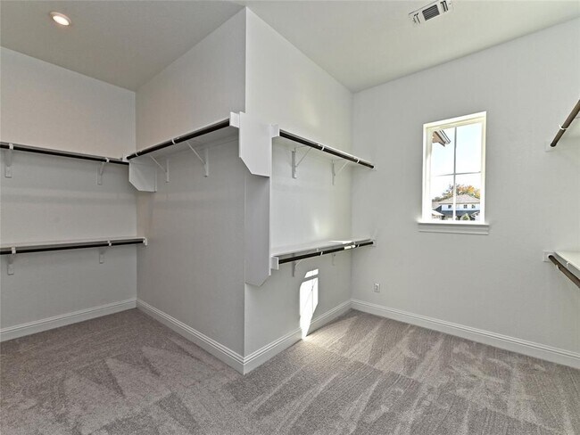 Building Photo - 270 Prairie Clover Dr