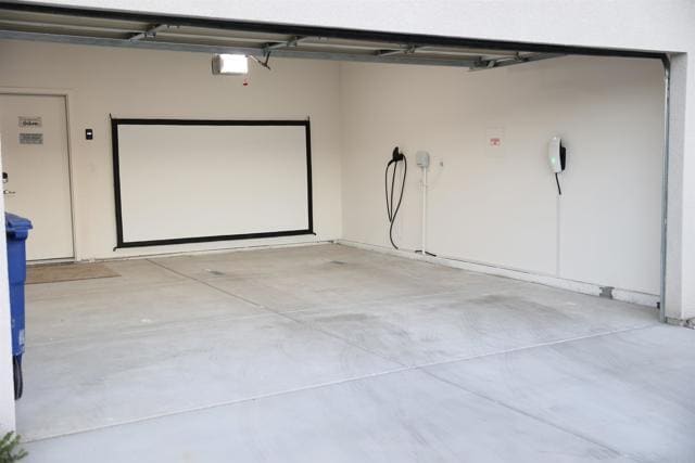Building Photo - 13826 Caliente Dr
