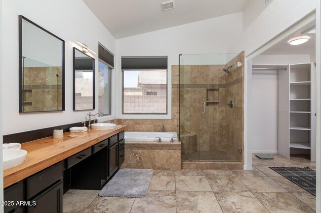 Building Photo - 6785 E Evans Dr