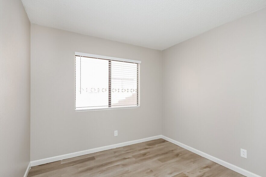 Building Photo - 1338 Operetta Way
