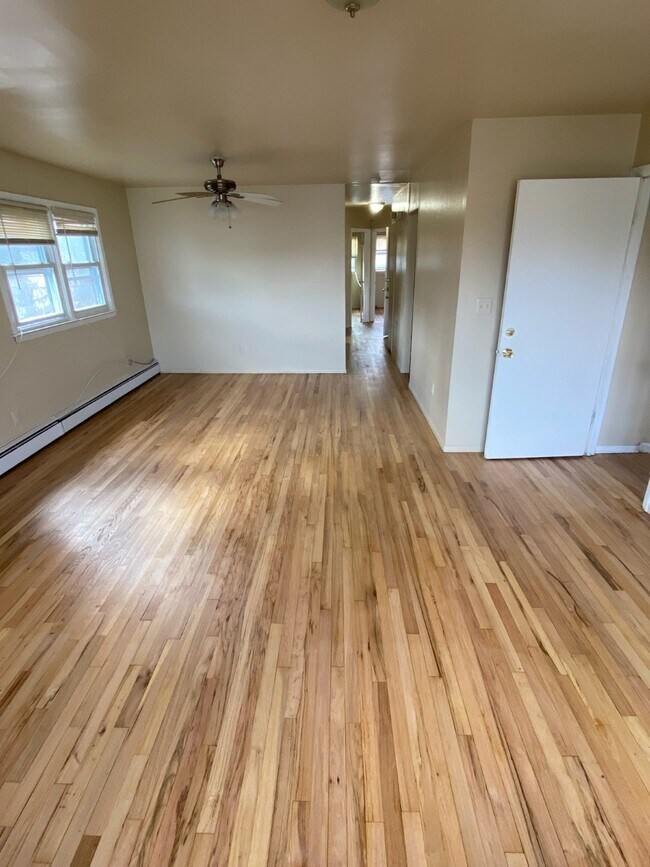 Building Photo - 7 Brookwood St