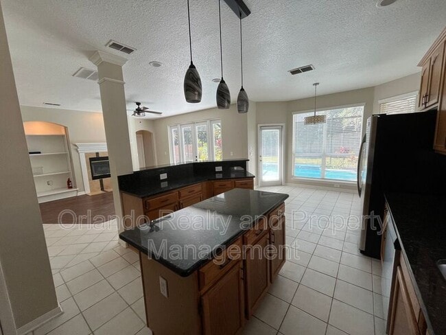 Building Photo - 2637 Stanmore Ct