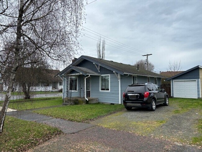 Building Photo - STATUS: RENTED-  |R281h| $1495.00