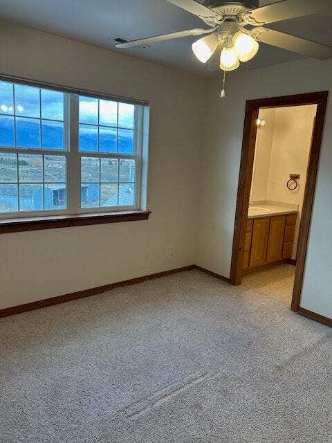 Building Photo - 2261 Poppy Ln