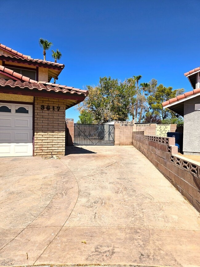 Building Photo - 3617 Tamal Ct