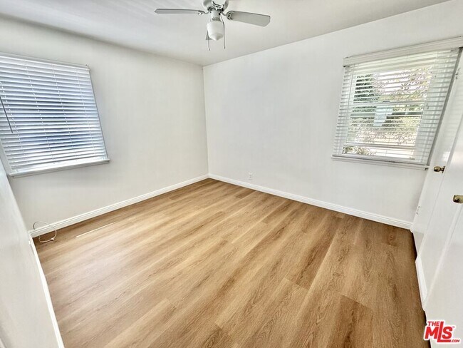 Building Photo - 3713 Selby Ave