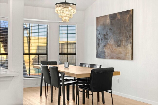 Building Photo - 4629 Amherst Ln