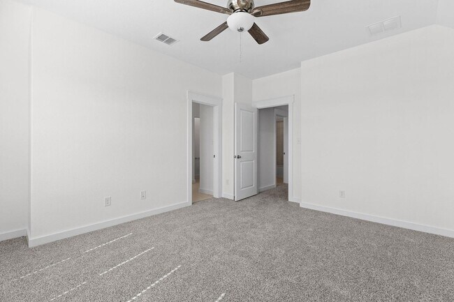 Building Photo - 120 Hartson Dr