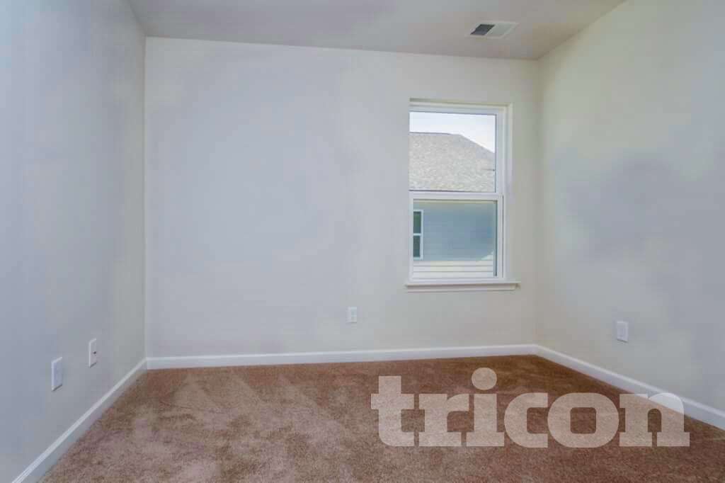 Building Photo - 512 Hickory Leaf Ct