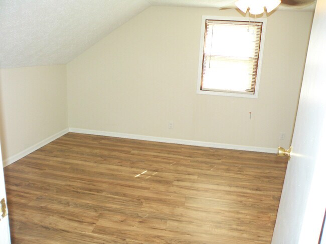 Building Photo - 3255 Euclid Heights Blvd