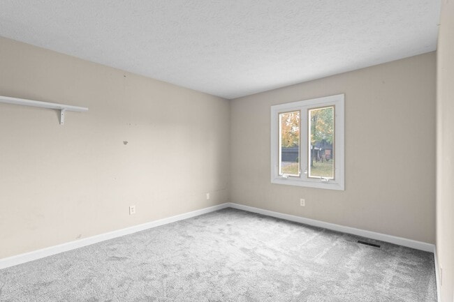 Building Photo - AVAILABLE NOW! Waterfront Living in Carmel! Paddle boat included!