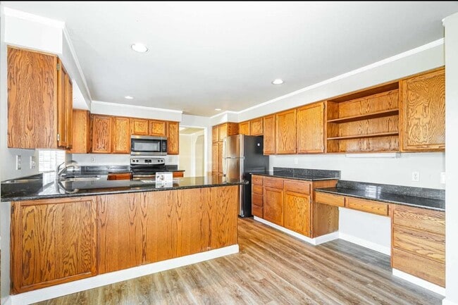 Building Photo - 14927 SE 184th St