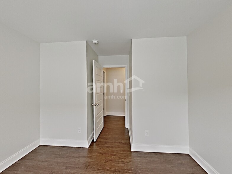 Building Photo - 5318 Tupelo St