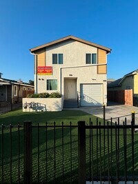 Building Photo - 1337 W 55th St