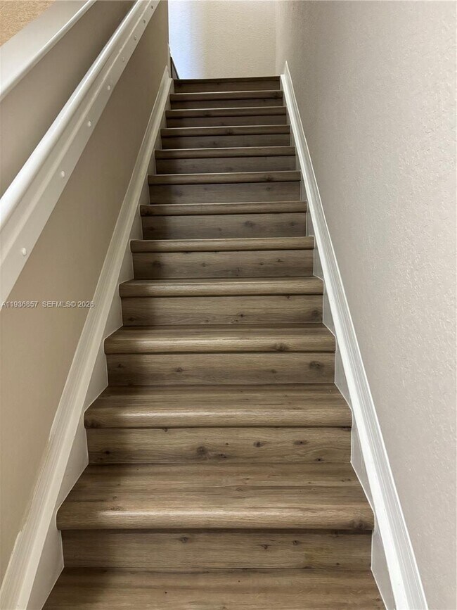 Building Photo - 5907 Abbey Rd